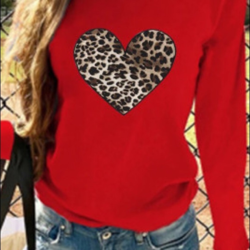 Clothes - Picture 7 of 16